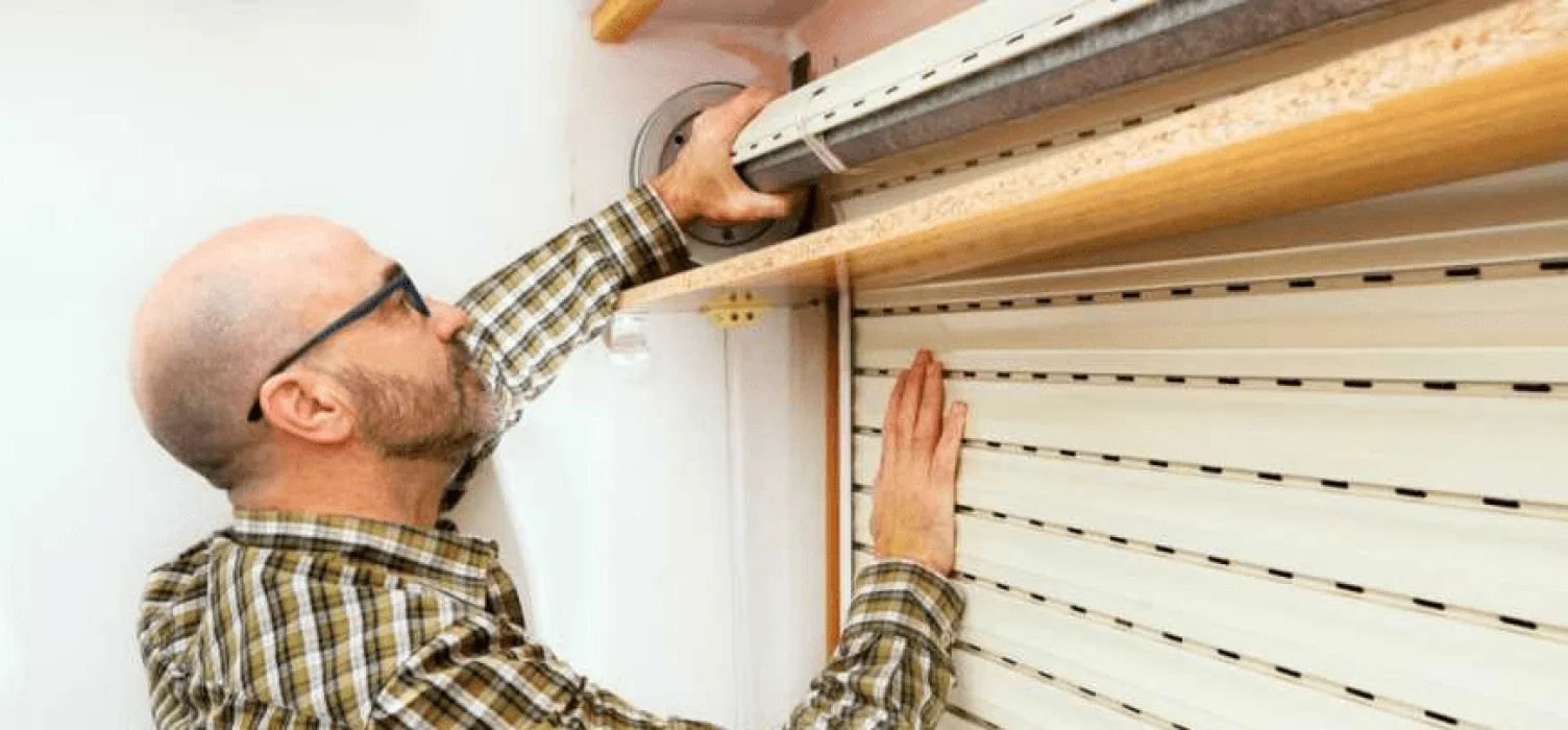 Comment démonter un volet roulant ?