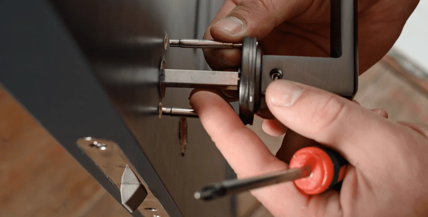 Comment dégripper une serrure ?