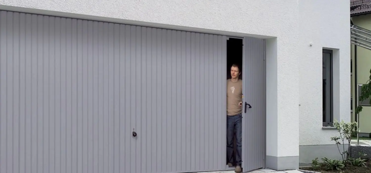 Comment Bloquer Une Porte Garage Basculante ?