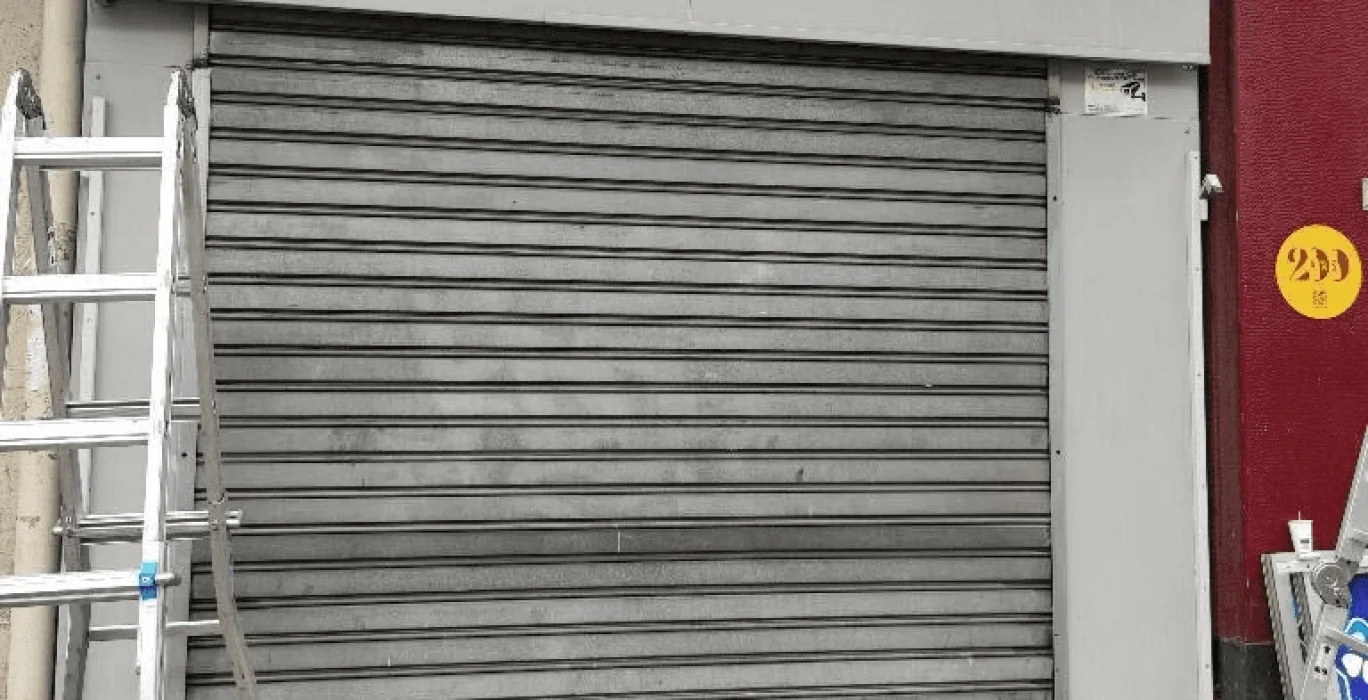 Changer Le Moteur D'un Rideau Métallique