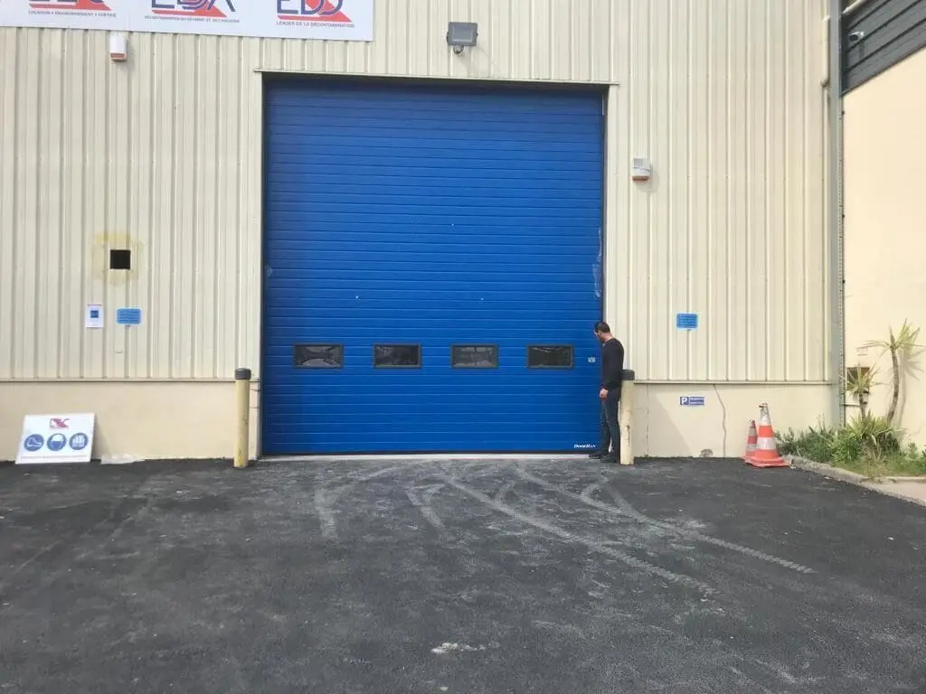 Réparation porte sectionnelle à Livry Gargan