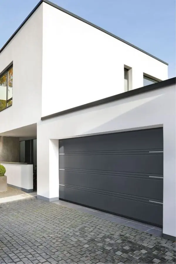 Réparation porte garage sectionnelle