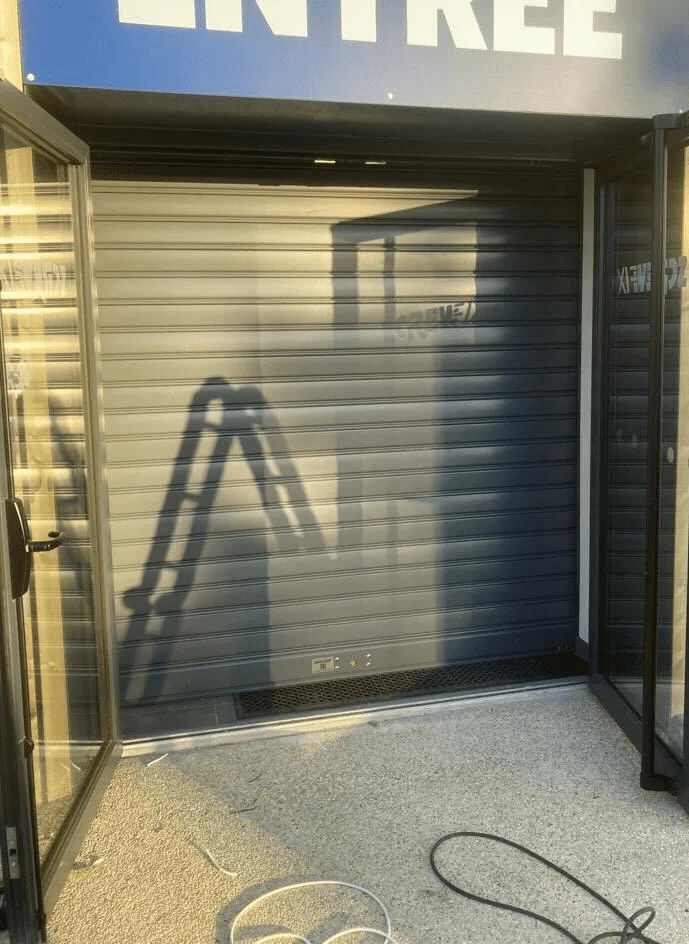 deblocage-rideau-metallique-paris-16