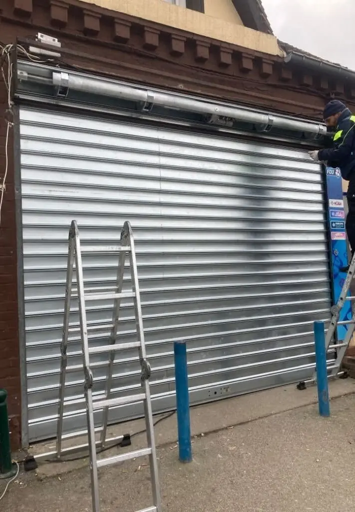 déblocage-rideau-metallique-paris-4