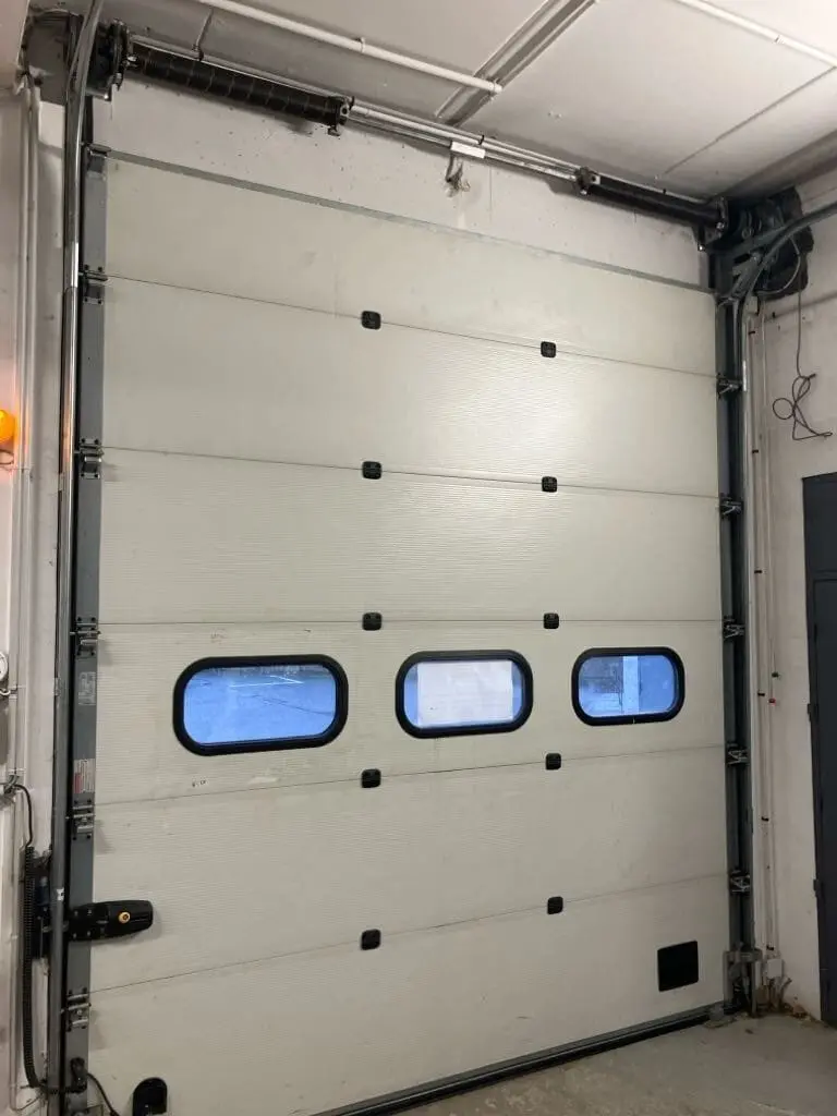 Réparation portes sectionnelle Nanterre