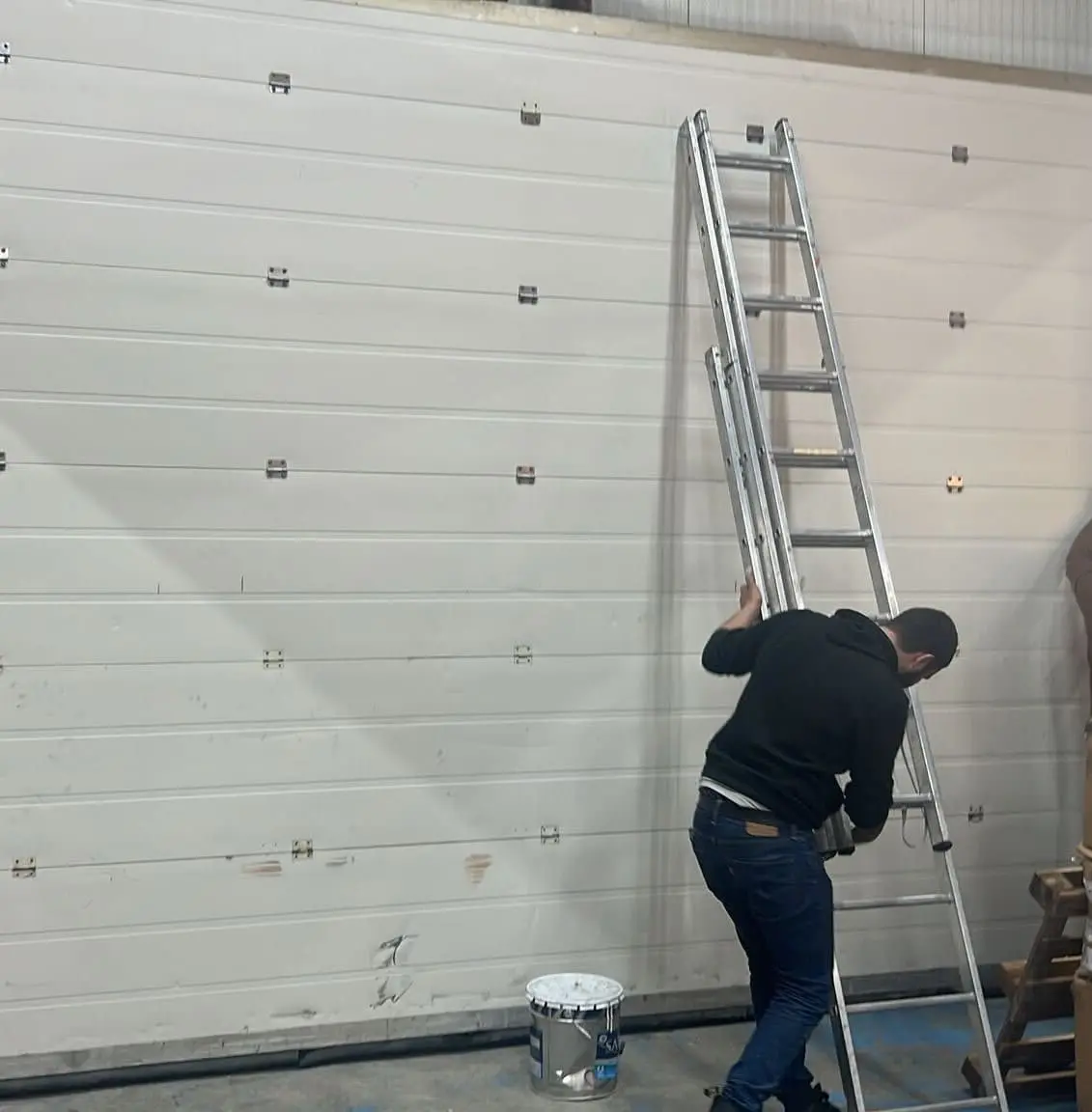 réparation porte sectionnelle à Frette-sur-Seine