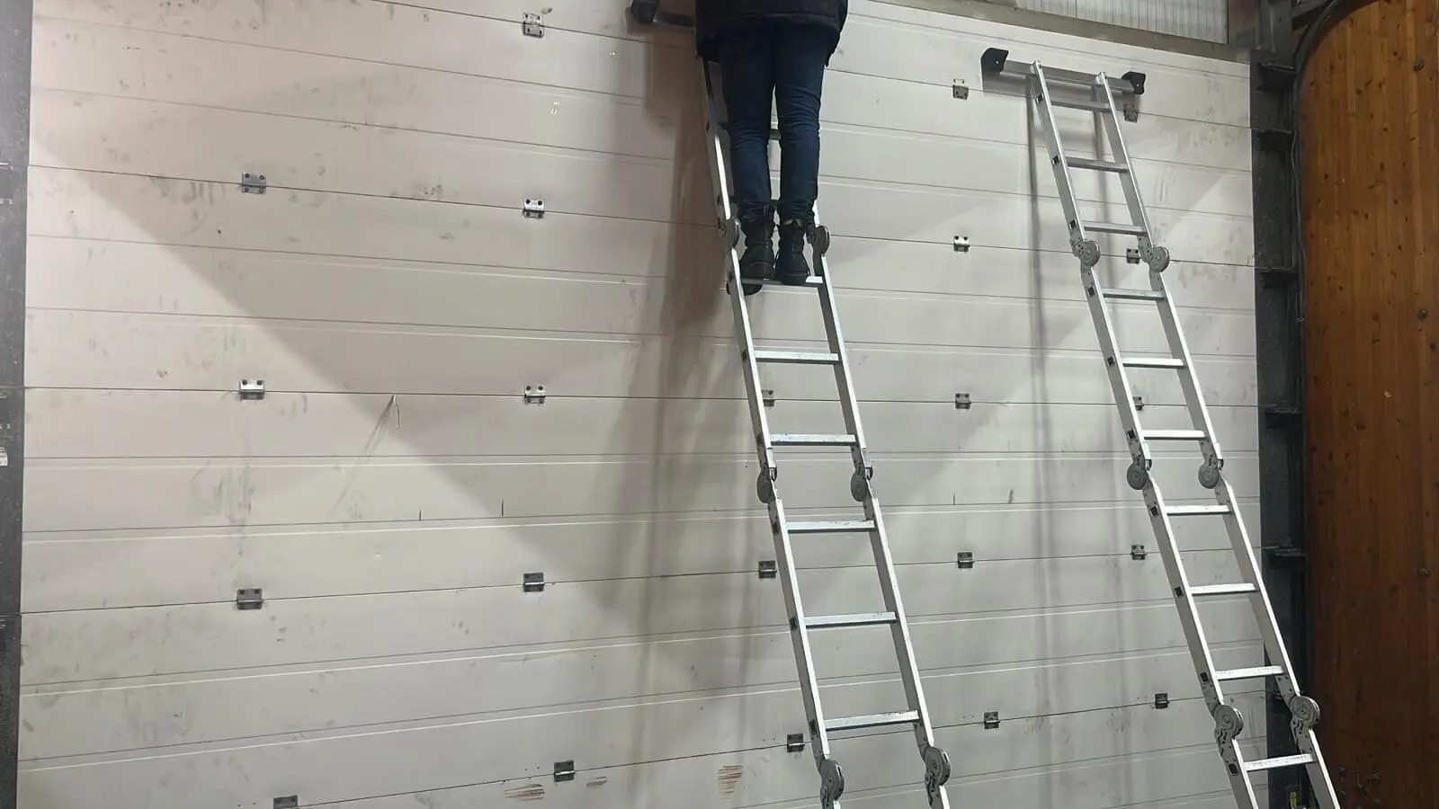 Réparation porte sectionnelle à Puiseux-en-France