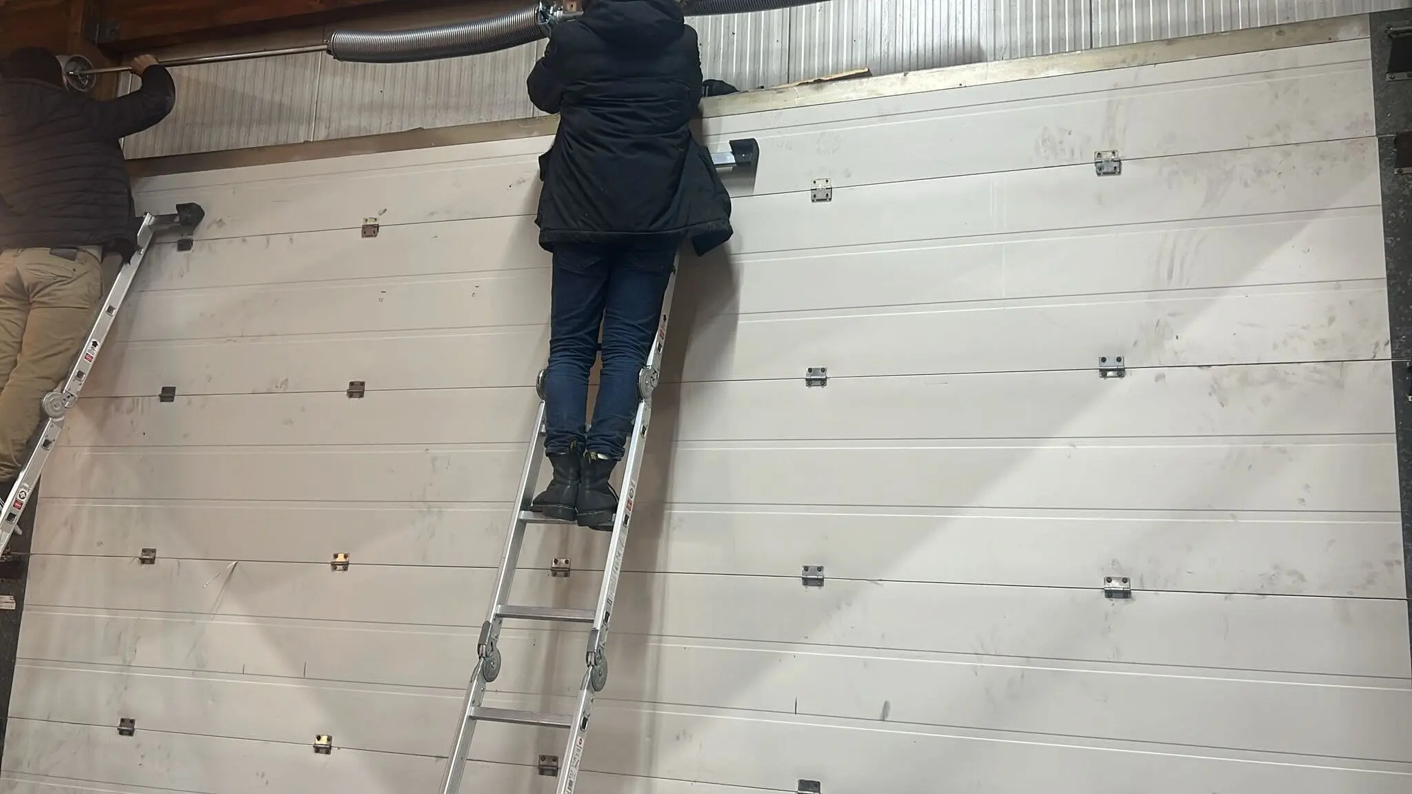 Réparateur de Porte Sectionnelle à Montmagny