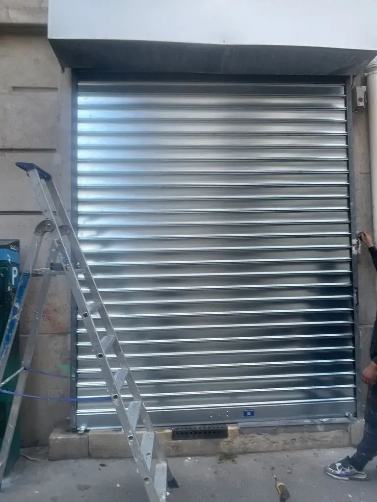 Dépannage rideau métallique Moret-Loing-et-Orvanne