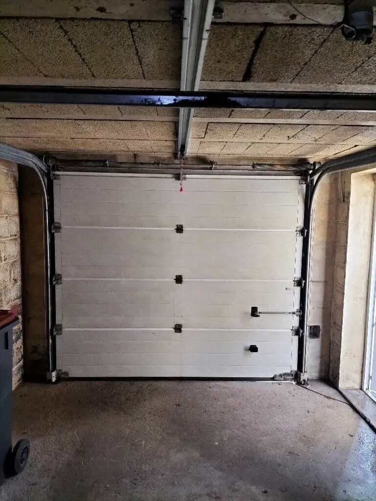 Réparation de Porte Sectionnelle à Marcoussis