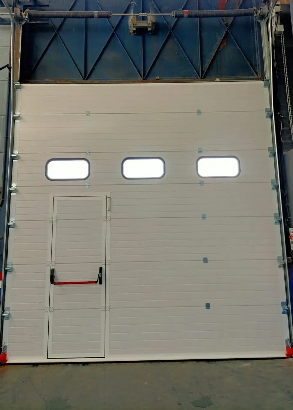 Réparation Porte Sectionnelle à La Ferté-Alais