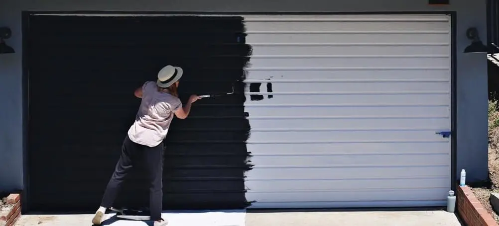 Comment peindre une porte de garage ?
