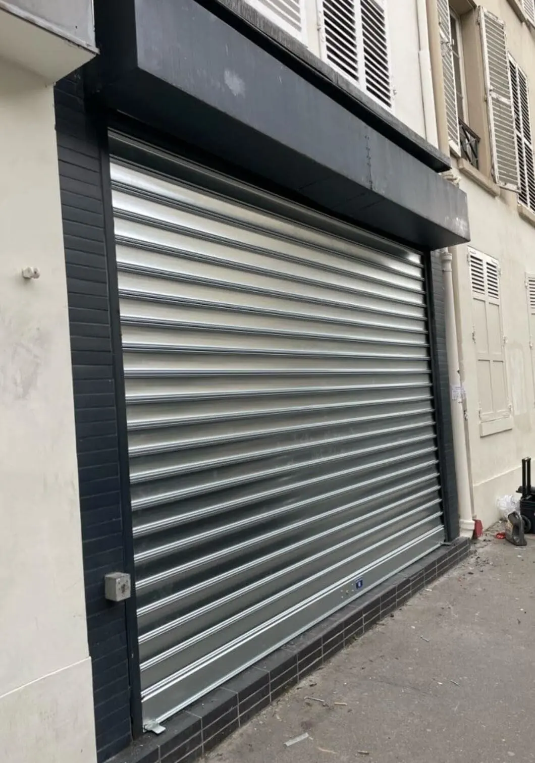 entretien de rideau métallique à paris 8