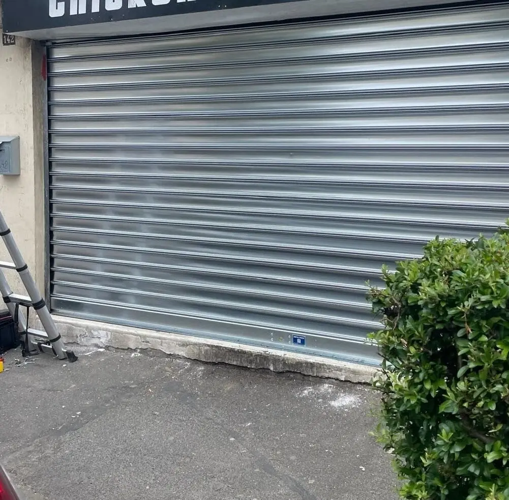 Déblocage rideau métallique La Ferté-Alais