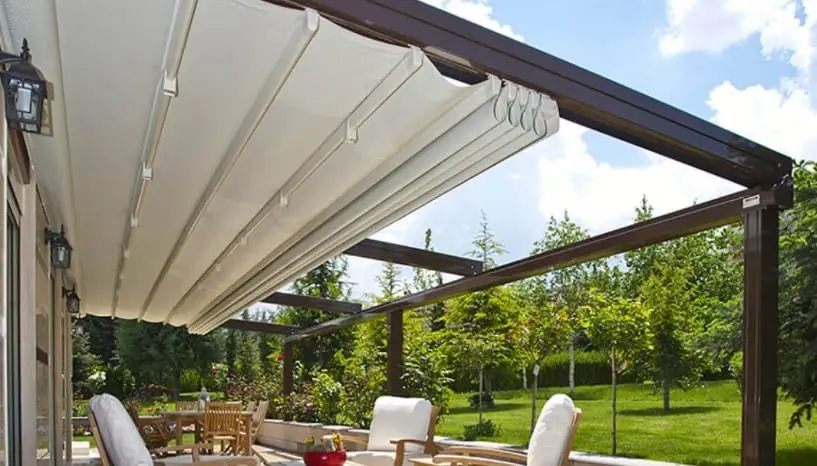 Comment faire une toile coulissante pour pergola ?