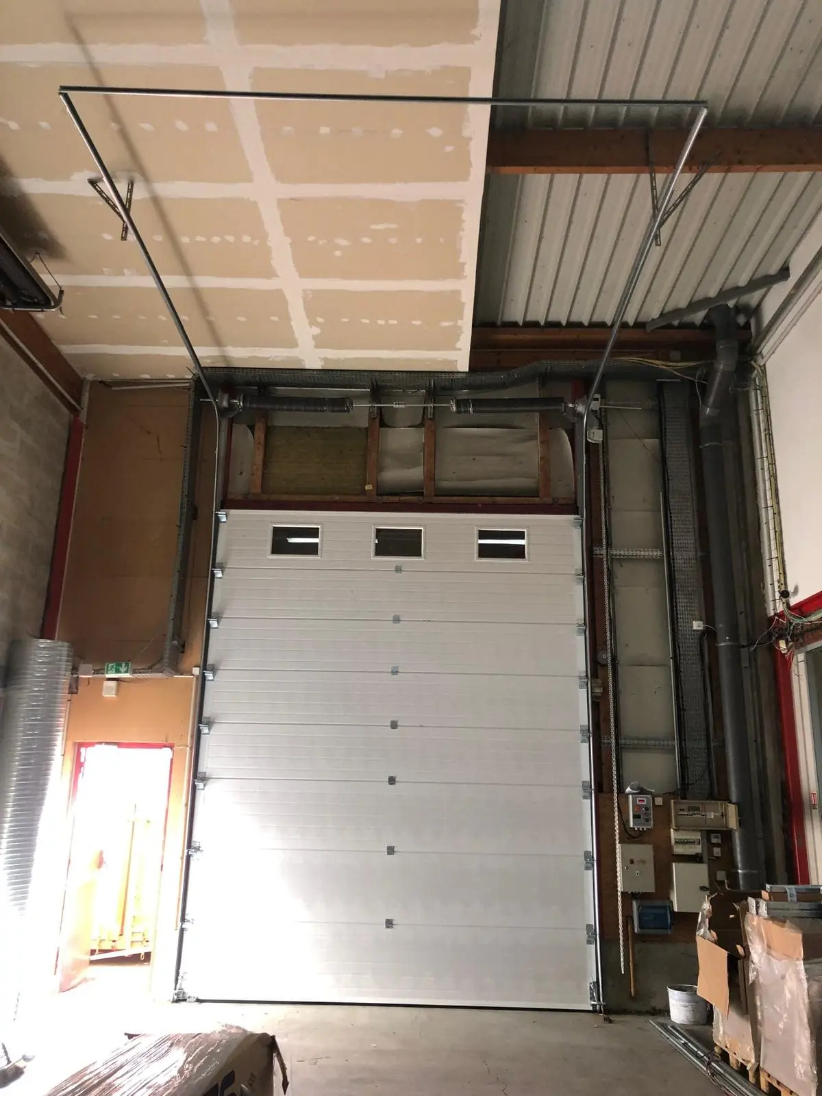 Dépannage porte sectionnelle à Melun