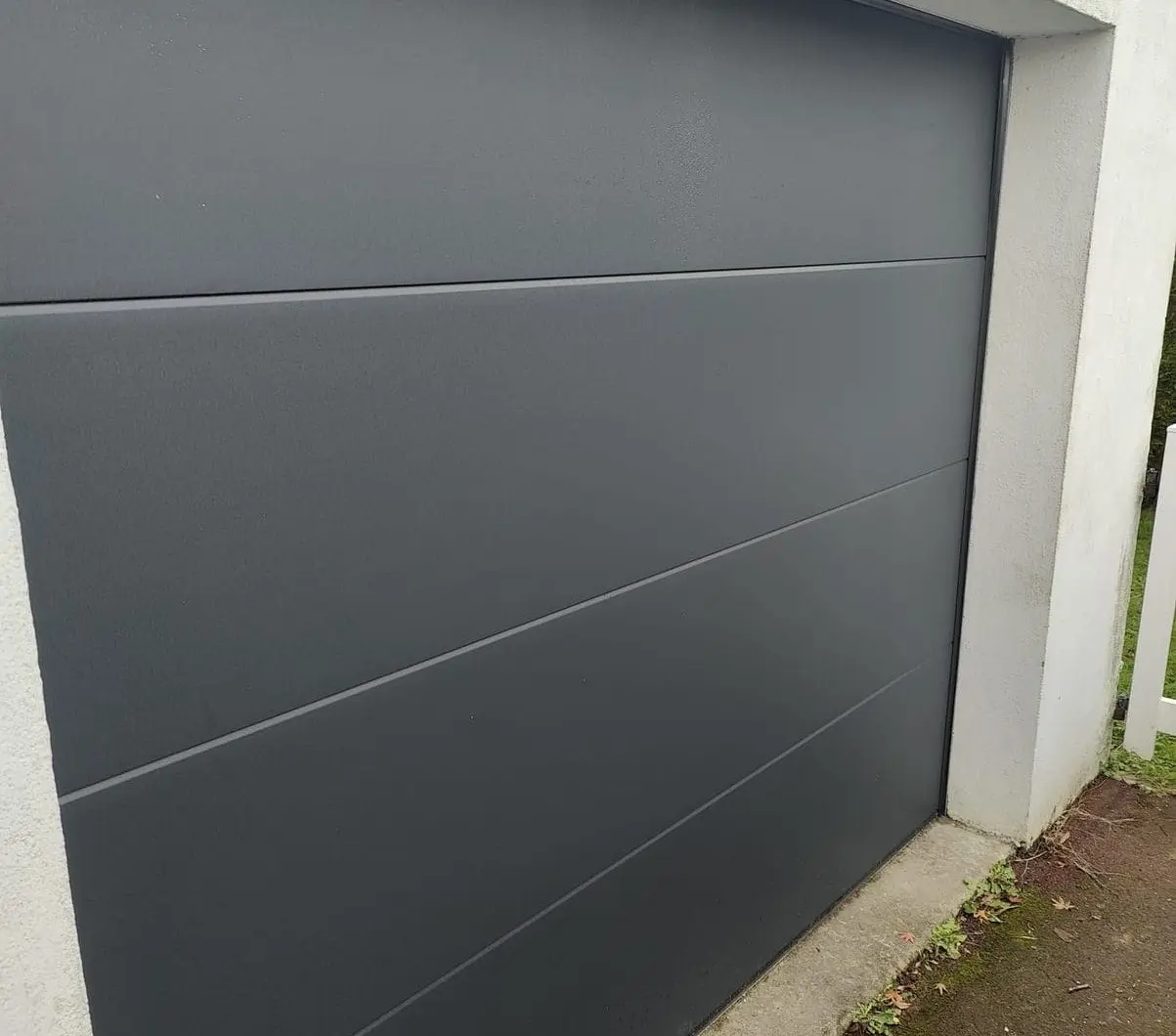 porte de garage à Pontault-Combault