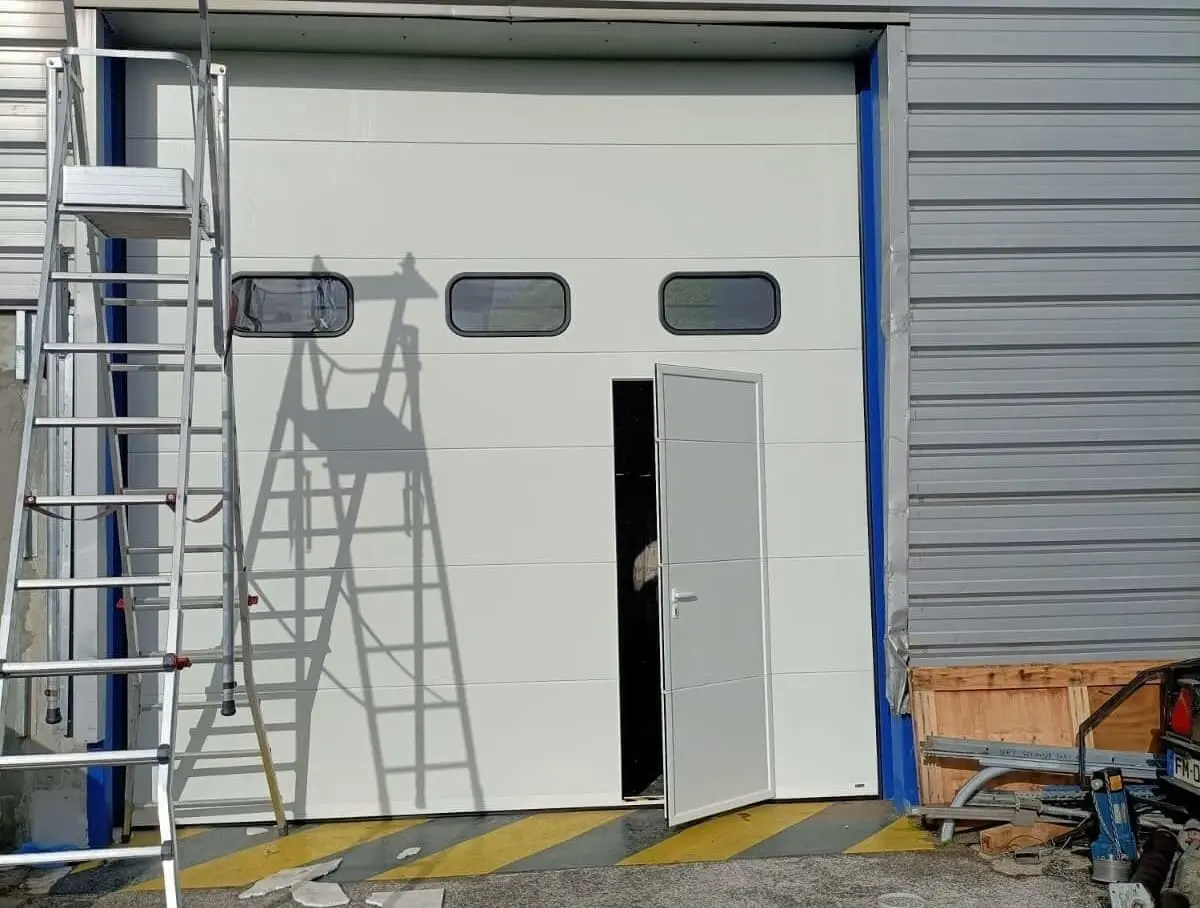 Réparation Porte Sectionnelle à Montigny-le-Bretonneux