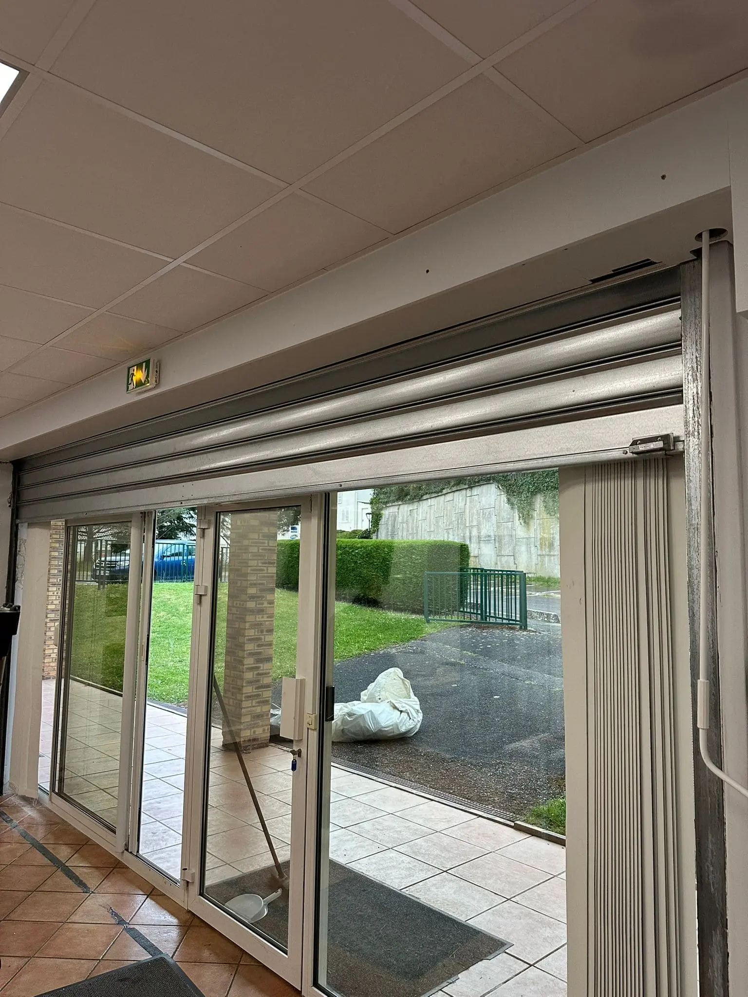 Motorisation rideau métallique Paris 1