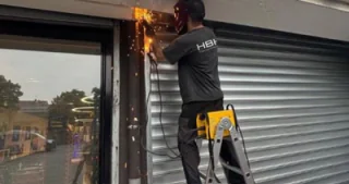 depanneur-rideau-metallique-paris-7