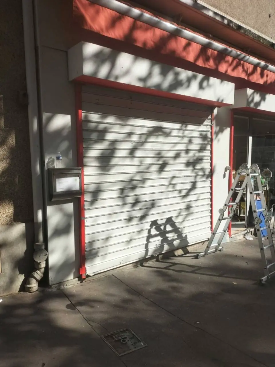 Dépannage rideau métallique Paris 19